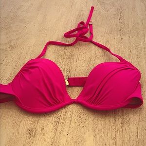 Victoria’s Secret top 34 A